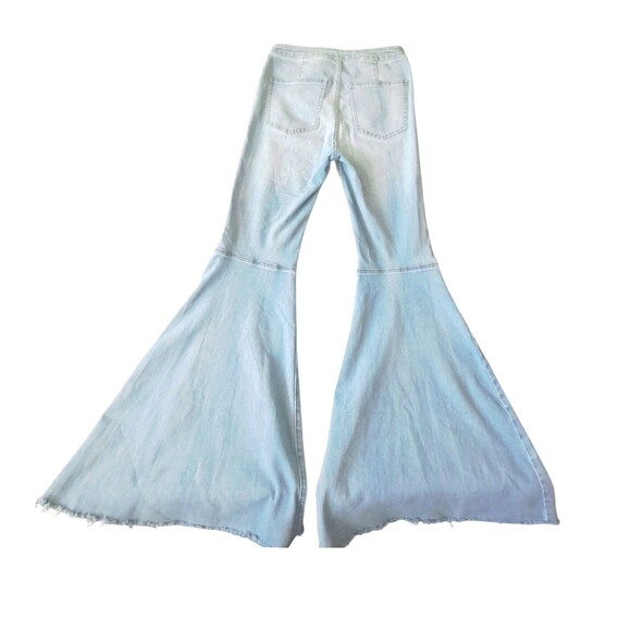 Free People Just Float On Flare Jeans Frayed Hem Stretch Bellbottom Sky Blue 27 - Picture 3 of 7
